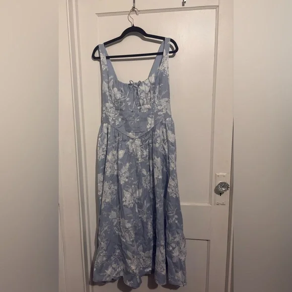 Reformation Balia Linen Dress Angelic Floral Blue Midi NWT Size 12 | retail 278$ - Picture 4 of 11
